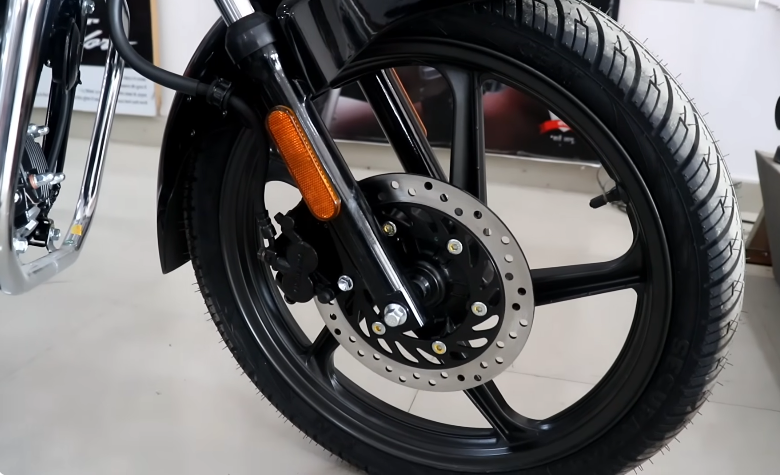 हीरो स्प्लेंडर प्लस XTEC में कंपनी दे रही है एडवांस डिजिटाइजेशन फीचर